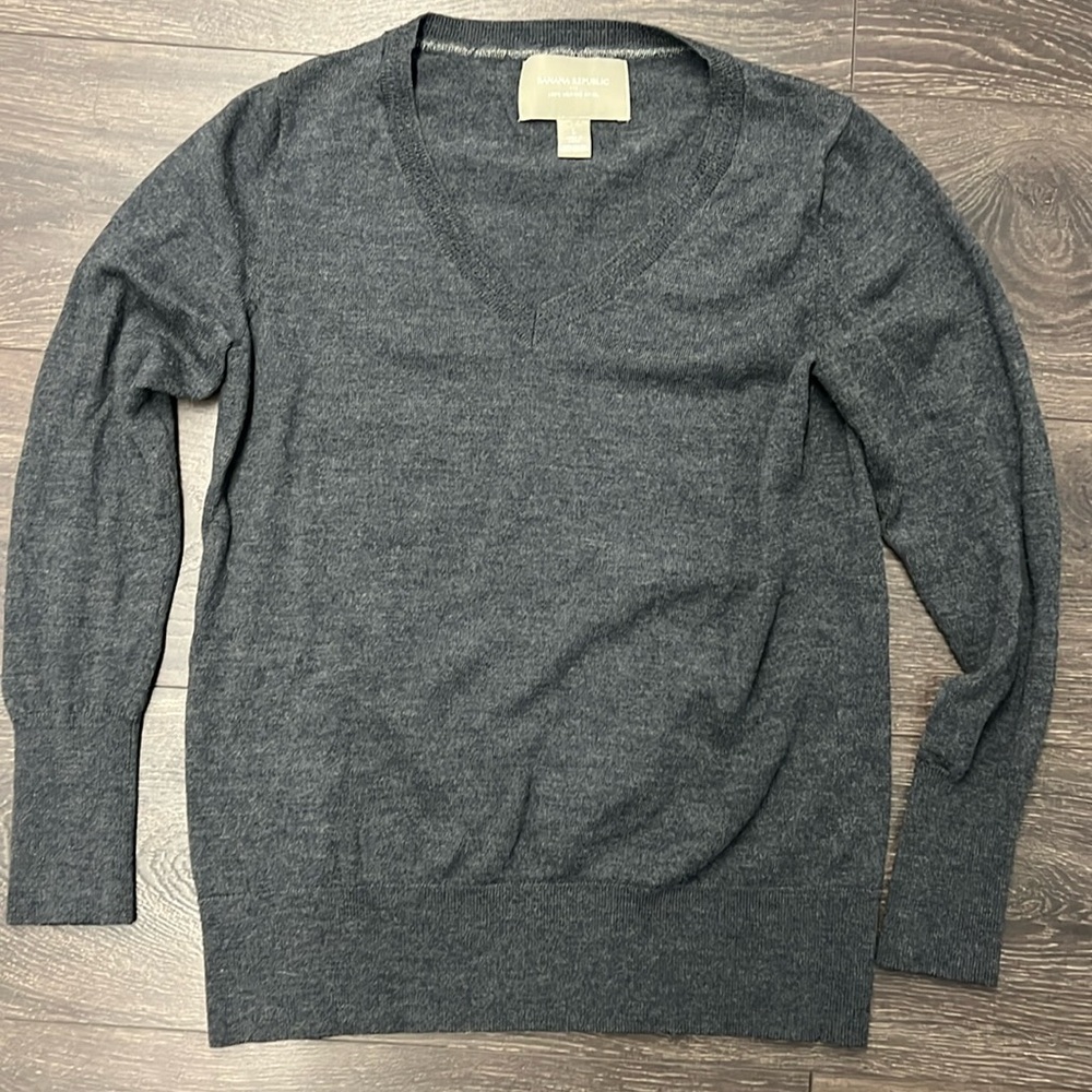 Banana Republic Grey 100% Merino Wool Sweater Pull Over Thin Women's Large